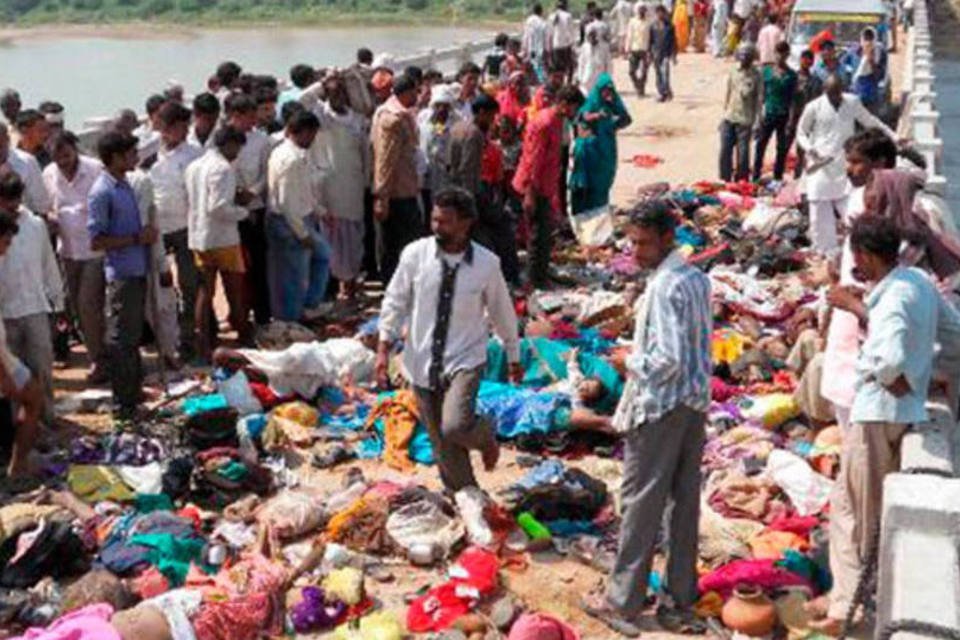 Tumulto em peregrinação na Índia matou 115 pessoas | Exame