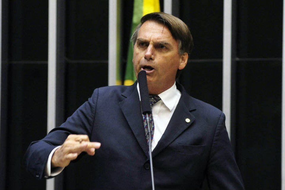 Bolsonaro se torna "persona non grata" na Câmara de Campinas | Exame