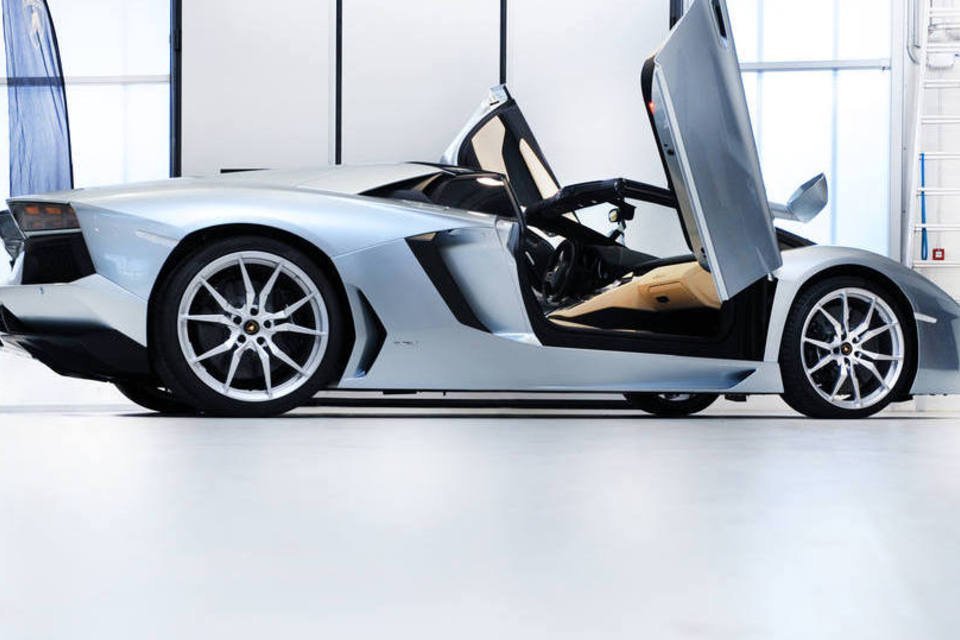 2º lugar: Lamborghini Aventador Roadster