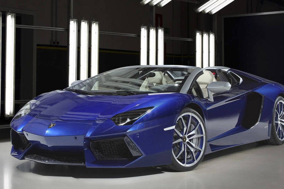 2º lugar: Lamborghini Aventador Roadster