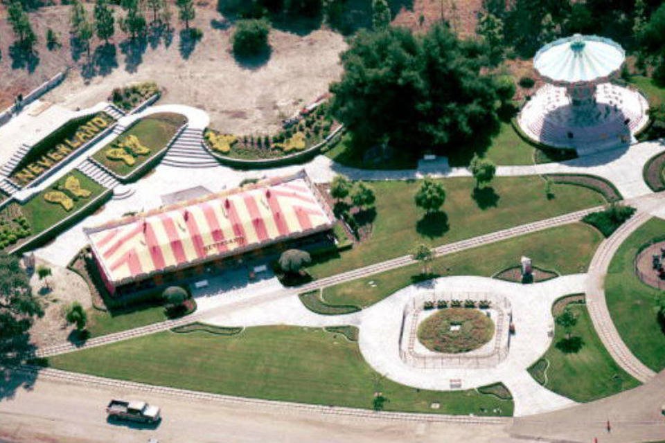 Vista aérea de uma parte do antigo rancho Neverland, que pertenceu a Michael Jackson