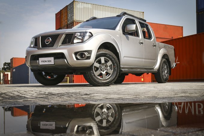 Nissan Frontier SV Attack