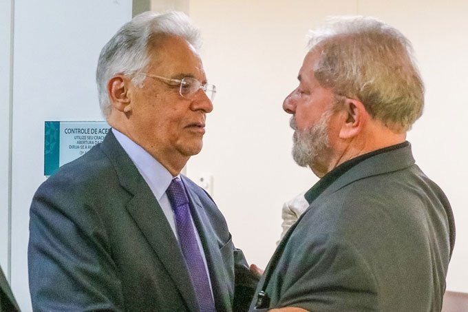 Ex-presidente Lula e FHC, em hospital que Marisa Letícia faleceu