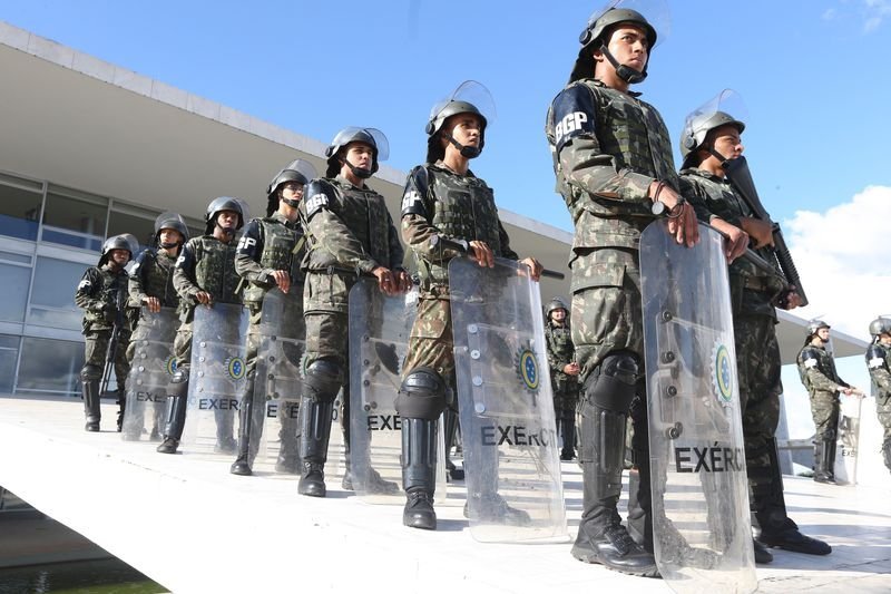 Brasília - Segurança é reforçada no Palácio do Planalto em dia de protestos contra o presidente Michel Temer, 25/05/2017