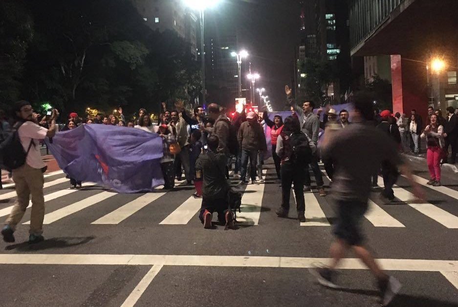 Manifestantes contra Temer na Avenida Paulista, dia 17/05/2017