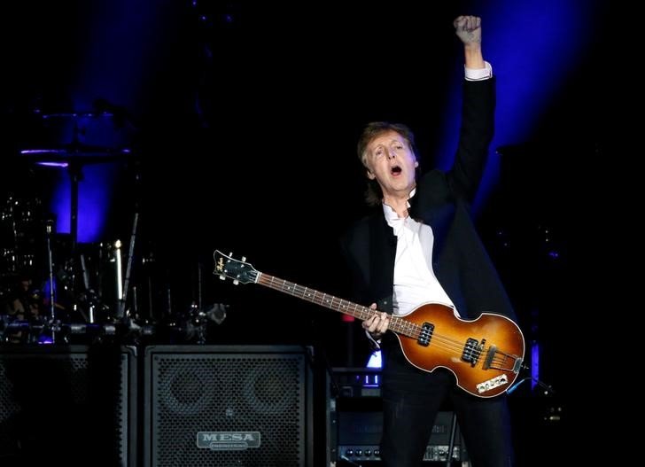 Paul McCartney durante show na Califórnia., dia 08/10/2016