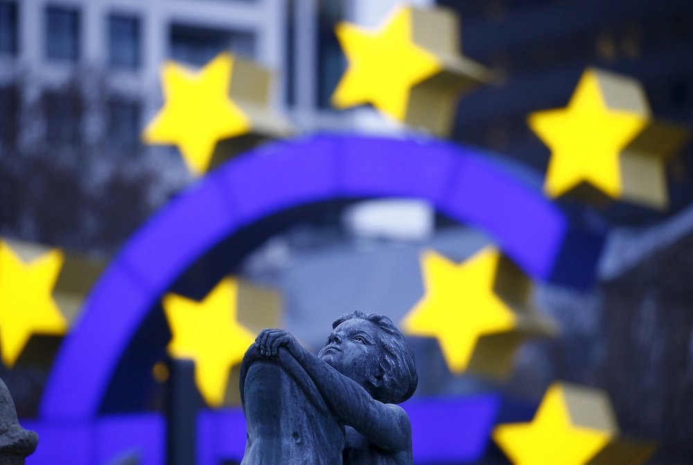 ZONA DO EURO: economia dos 19 países que adotam a moeda vive bom momento / Kai Pfaffenbach/Reuters