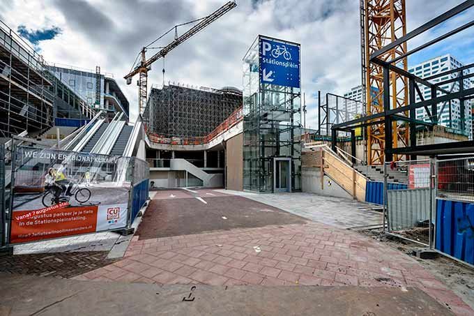 Utrecht inaugura maior estacionamento de bicicletas do mundo.