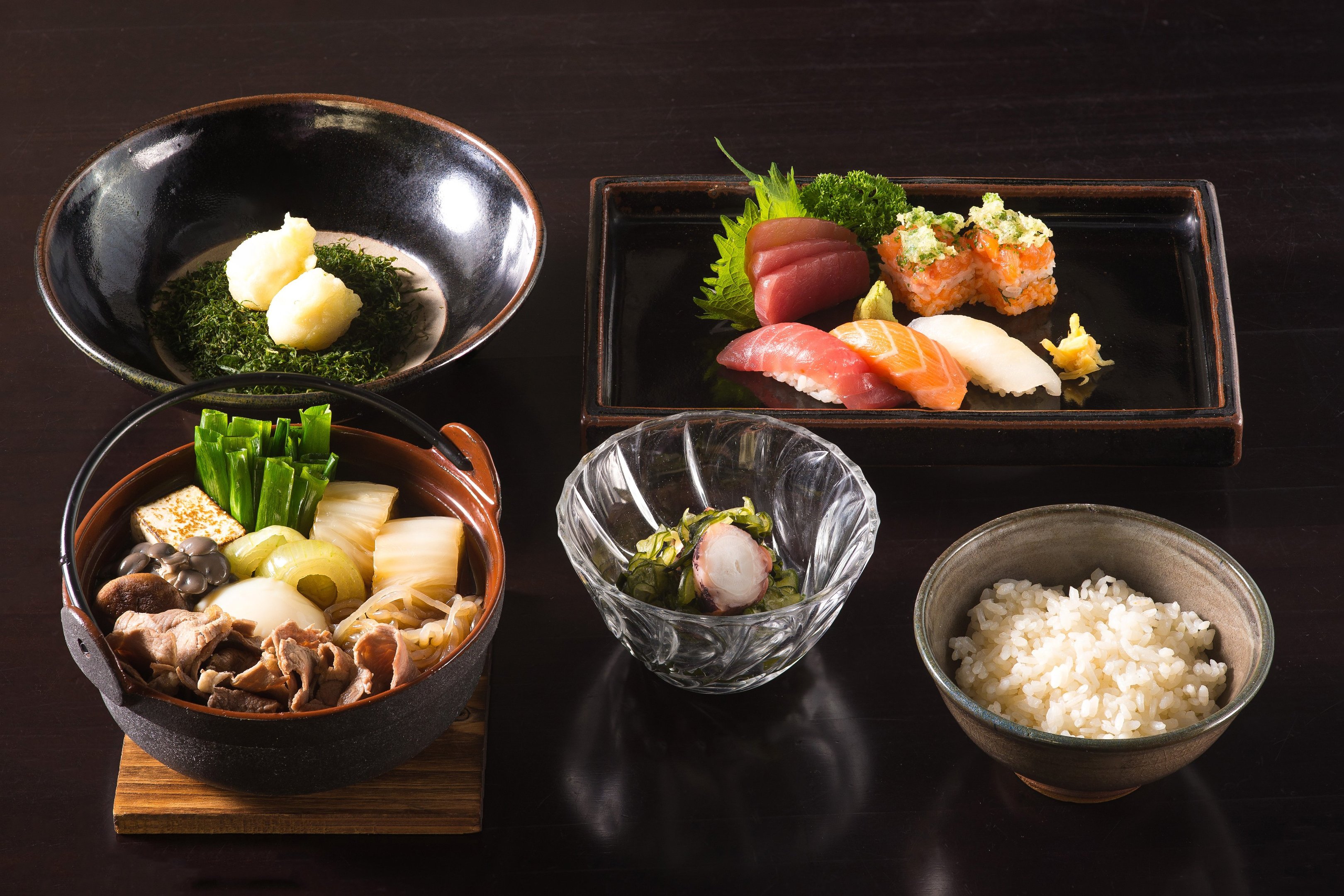 Sukiyaki preparado pelo chef Jun Sakamoto