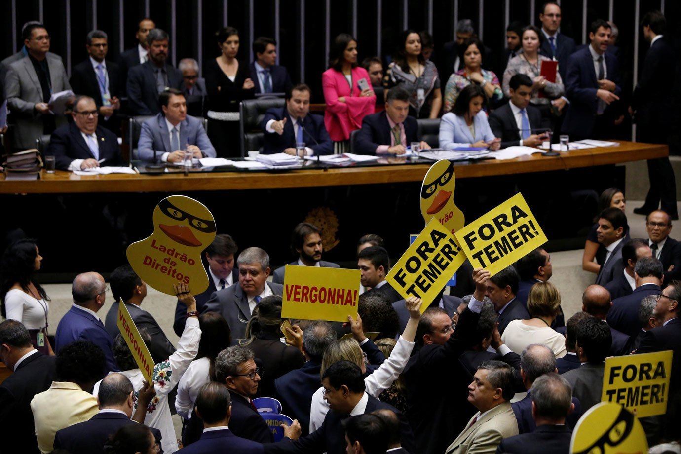 Câmara dos Deputados vota a admissibilidade da segunda denúncia contra o presidente Michel Temer, em 25/10/2017 (Adriano Machado/Reuters)