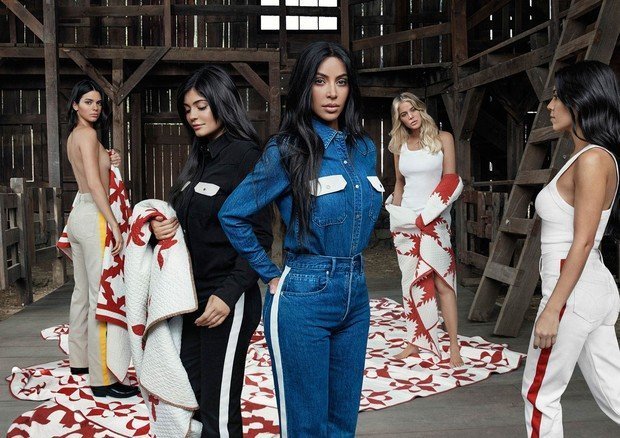 Irmãs Kardashian-Jenner estão na nova campanha da Calvin Klein