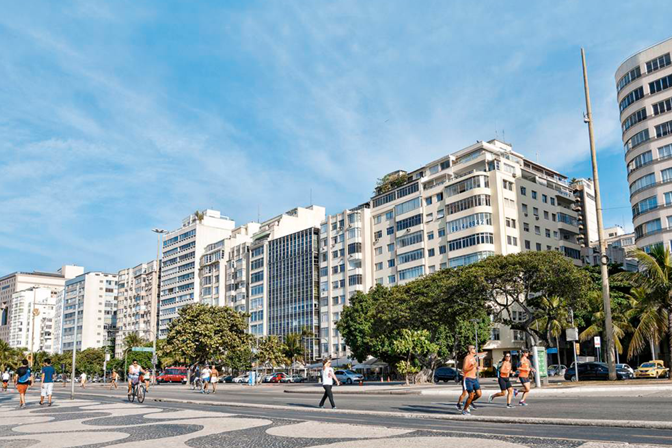 Prédios de frente para a praia de Copacabana, no Rio de Janeiro