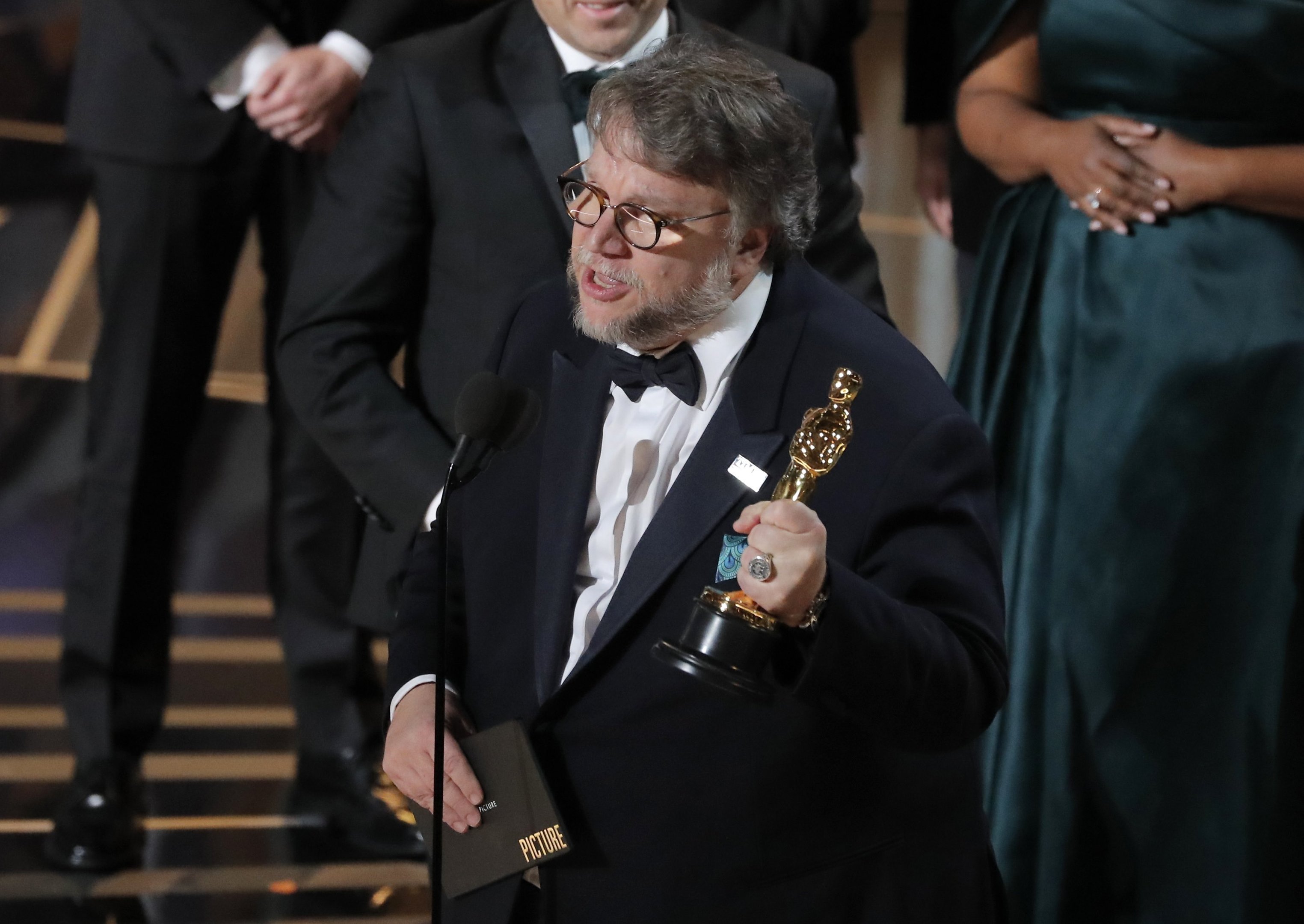 90th Academy Awards - Oscars Show - Hollywood, California, U.S., 04/03/2018 - Guillermo del Toro accepts the Oscar for Best Picture for "The Shape of Water." REUTERS/Lucas Jackson