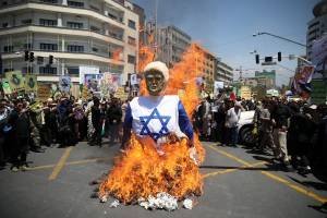 Manifestantes do Irã protestam contra o dia de Jerusalém, contra Israel e em apoio a Palestina