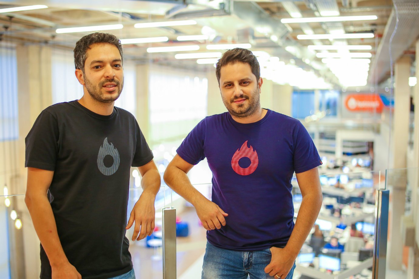 Mateus Bicalho e João Pedro Resende, respectivamente,CTO e CEO da Hotmart
