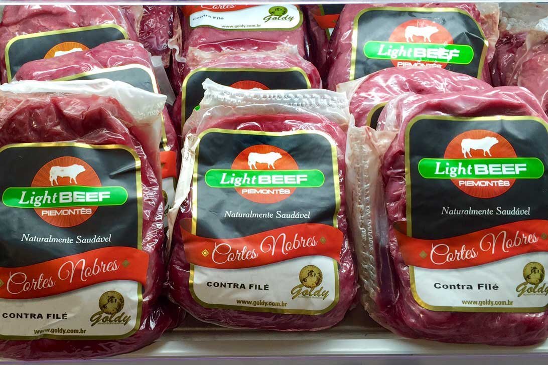 Carne de gado piemontês da marca Goldy em outubro de 2018