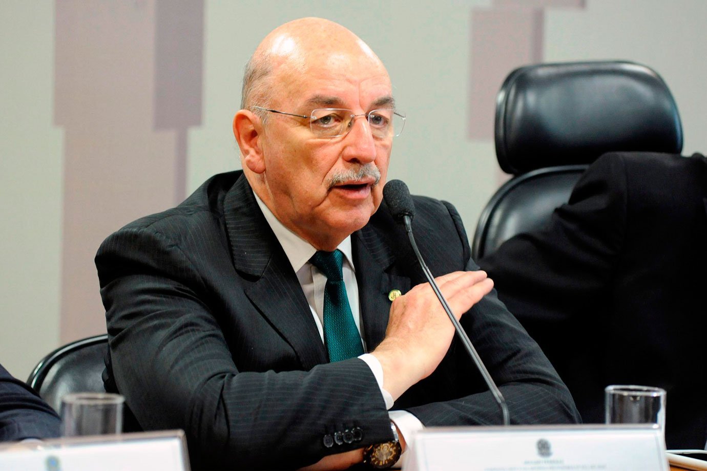 Osmar Terra é anunciado como futuro ministro da Cidadania de Bolsonaro