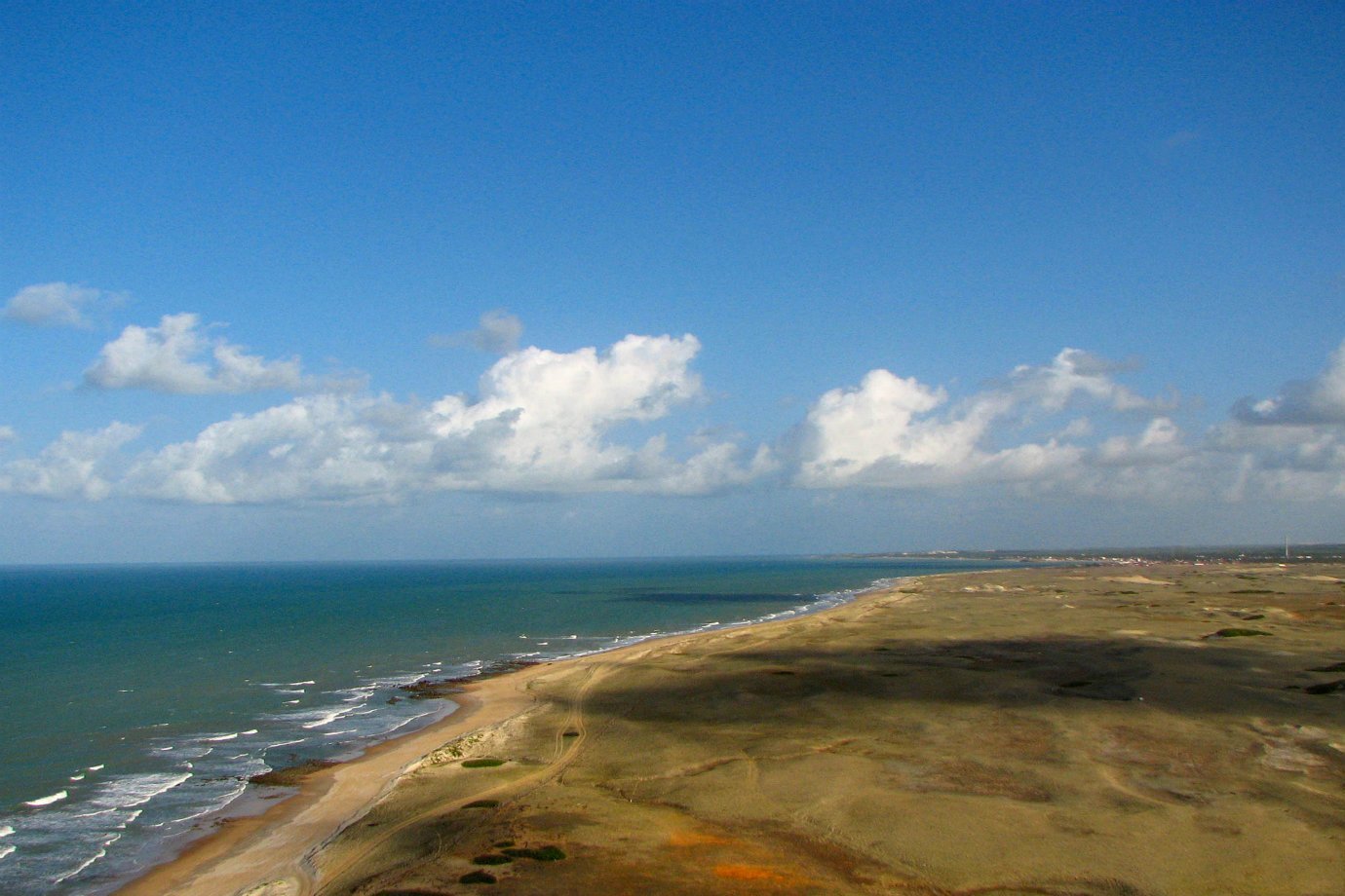 Praia de Touros, a 80 km de Natal, no Rio Grande do Norte