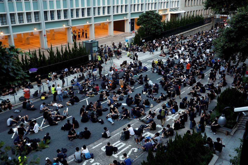 Protestos em Hong Kong contra o projeto de lei que deporta pessoas para julgamento na China.