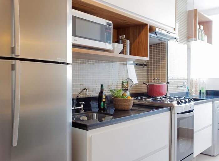 Cozinha compacta: projeto da Sesso & Dalanezi Arquitetura+Design 