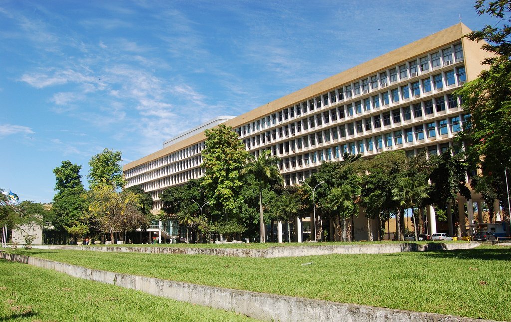 UFRJ - Universidade Federal do Rio de Janeiro