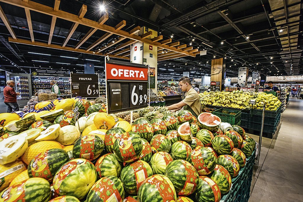 CARREFOUR DA Rua Pamplona e ShoppingFoto: Germano Lüders1/08/2017