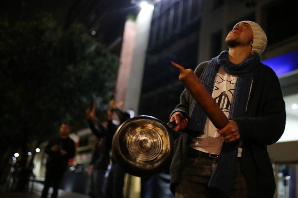 Panelaço, greve geral e protestos contra Ivan Duque na Colômbia