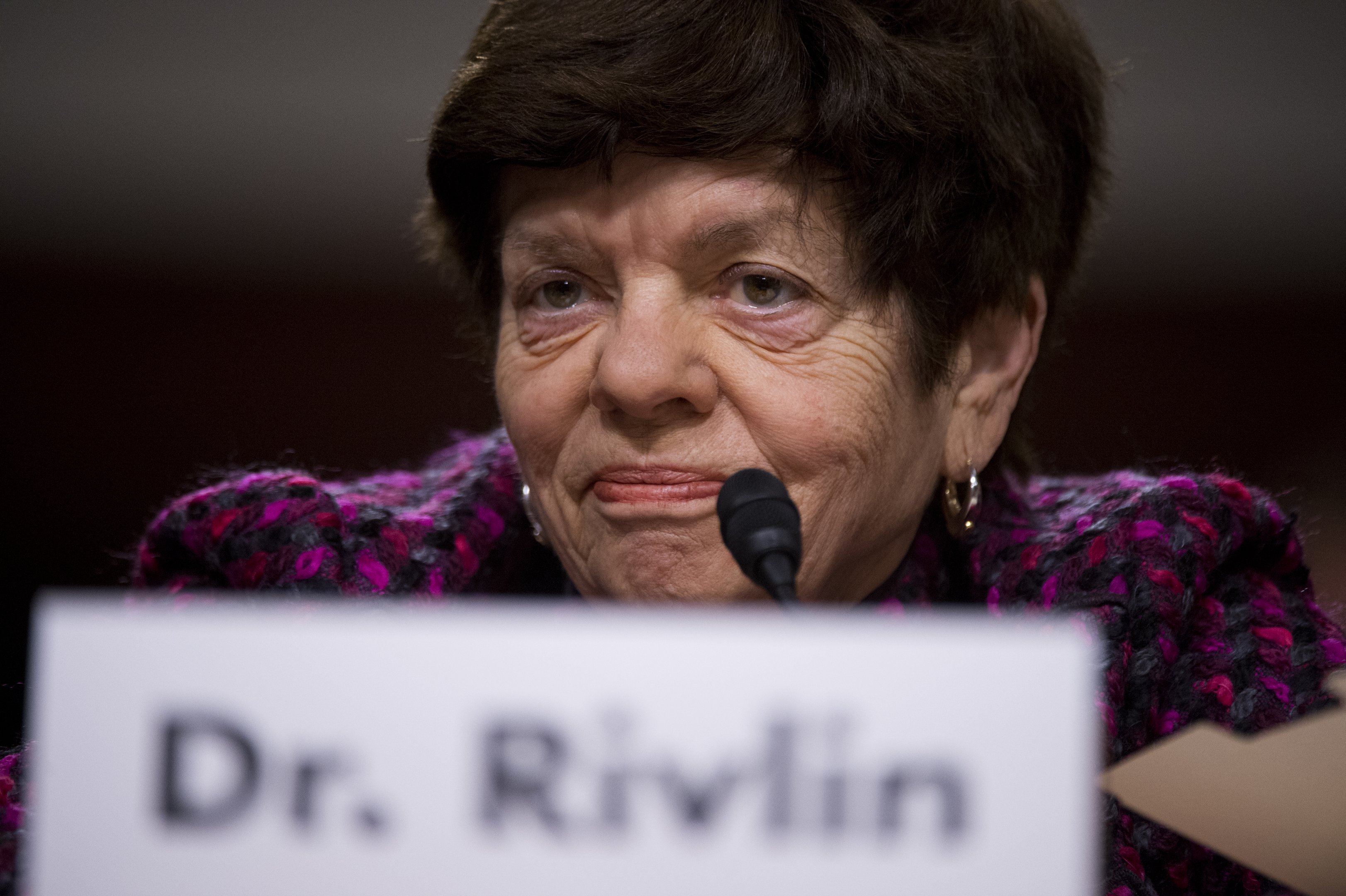 Alice Rivlin, ex-diretora do departamento de orçamento dos EUA.