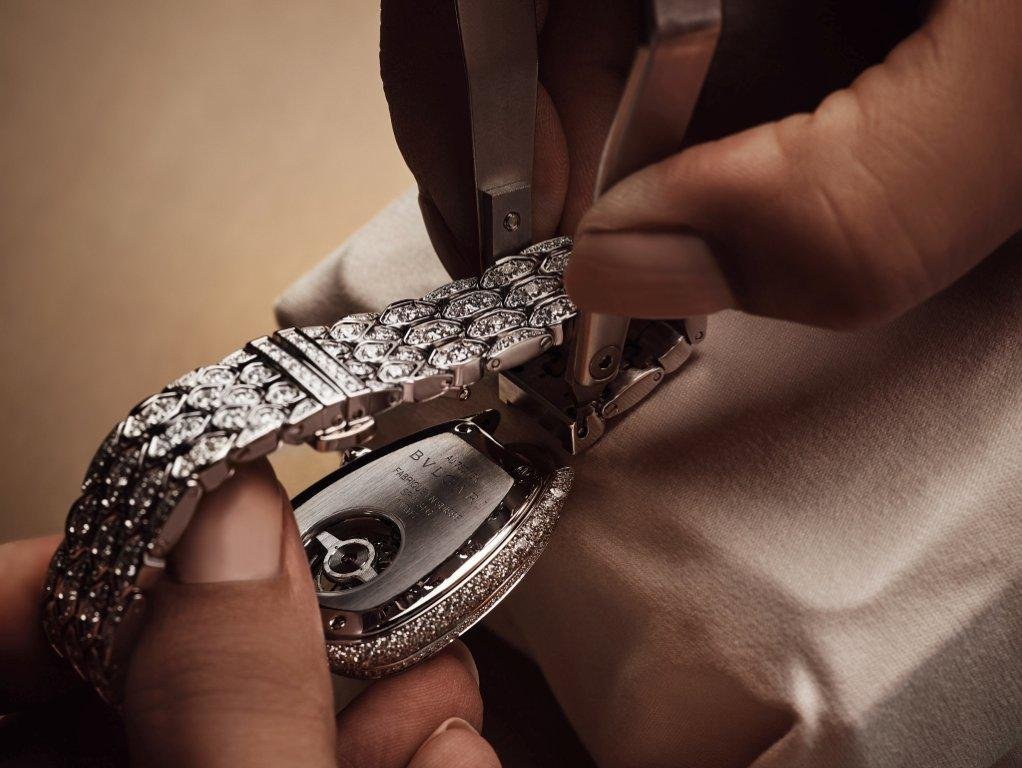 Serpenti Seduttori Tourbillon: lançamento da Bulgari