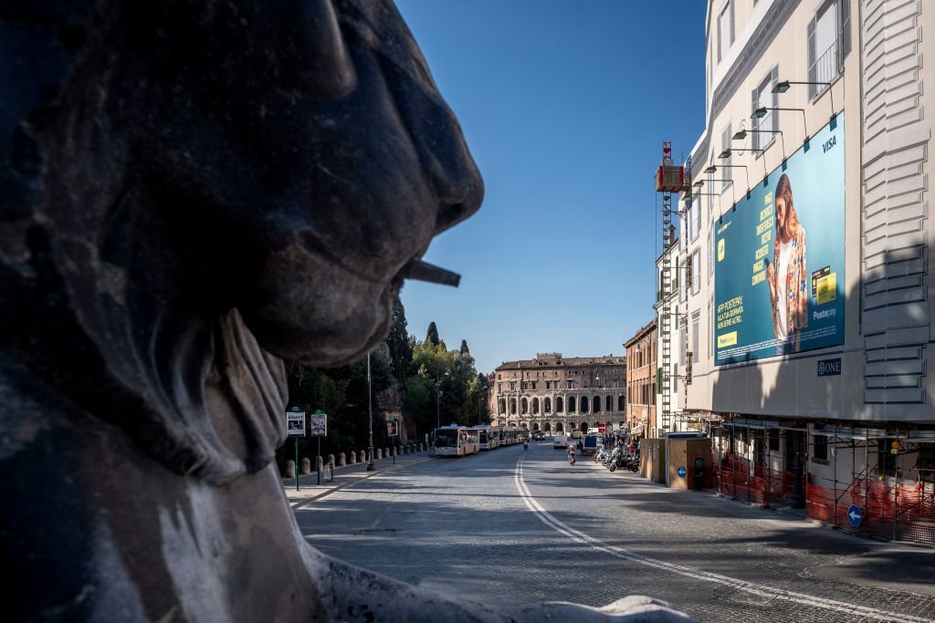 Coronavírus: Roma está deserta após isolamento total da Itália