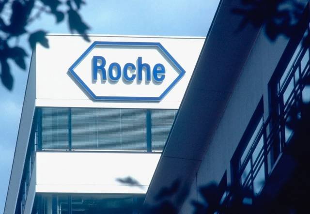 Roche oferece testes gratuitos após parecer contrário de coquetel pelo SUS  | Exame