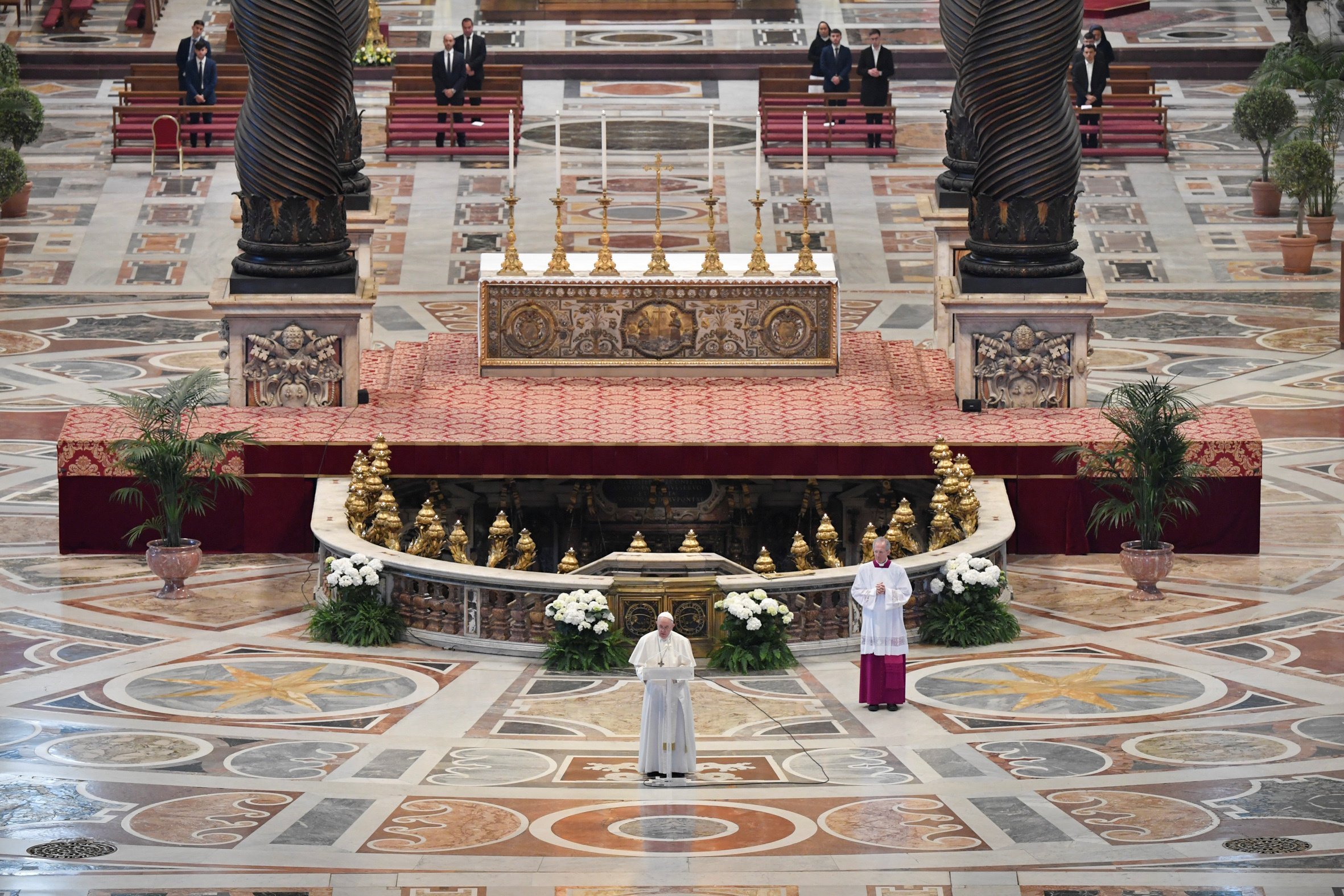 Papa Francisco faz missa de Páscoa para Basílica de São Pedro vazia por causa do Coronavírus, dia 12/04/2020