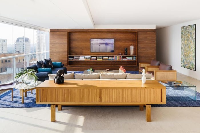 3 móveis para acrescentar mais charme à sua sala de estar