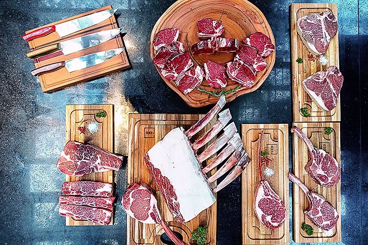 Carnes com osso levam mais sabor ao churrasco e impressionam pelo visual -  01/12/2020 - UOL Nossa