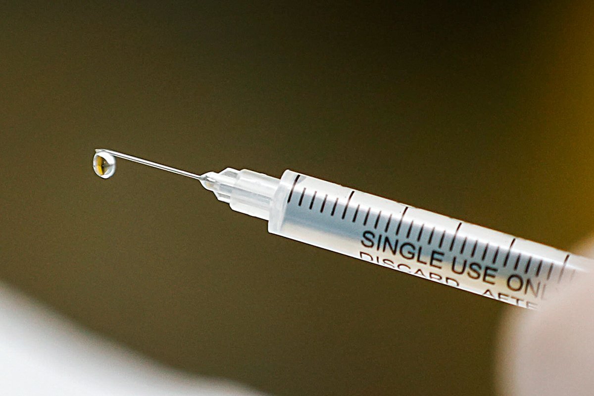 Vacina da covid-19 pode ser distribuída ainda em 2020, diz ...