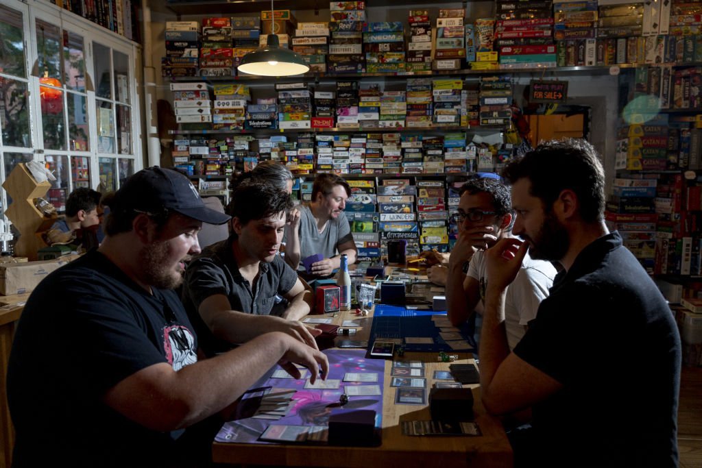 Como jogos de tabuleiro e de cartas viraram fenômenos online