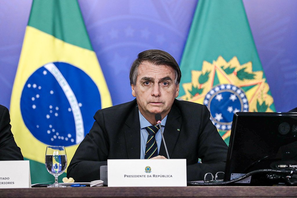 Presidente Jair Bolsonaro durante reunião com Sergio Segovia, Presidente da Apex-Brasil.