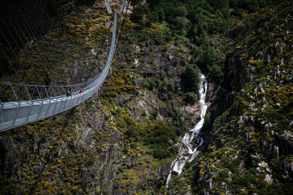 Portugal inaugura a maior ponte para pedestres do mundo; veja fotos | Exame