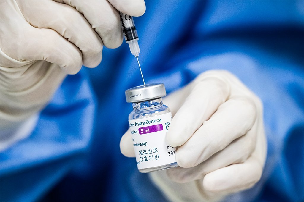 Vacinas contra a covid-19: quais são, eficácia, efeitos e calendário | Exame
