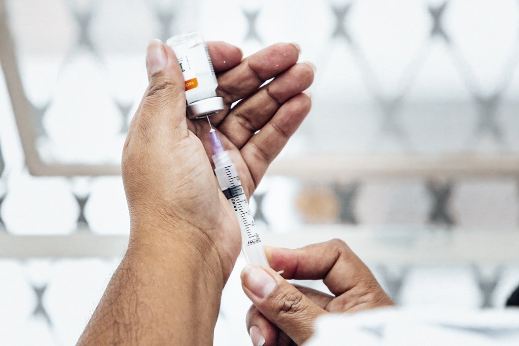 Vacinação no estado de São Paulo; coronavac