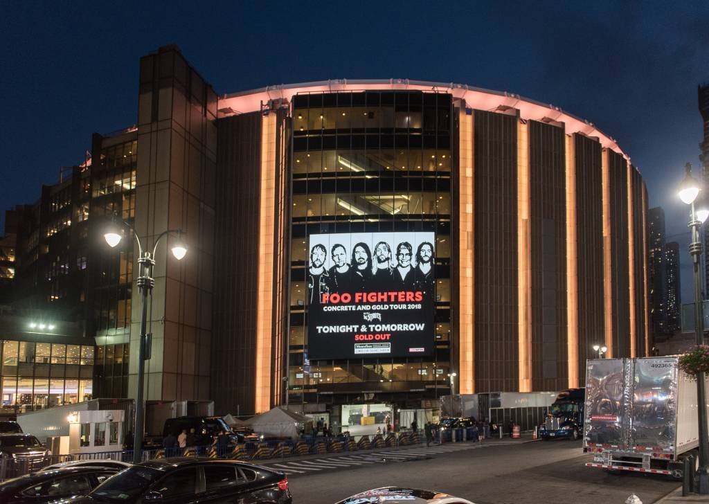 Há 3 anos, o Foo Fighters tocava no Madison Square Garden. Neste domingo (20), a banda retorna aos palcos com uma grande comemoração.