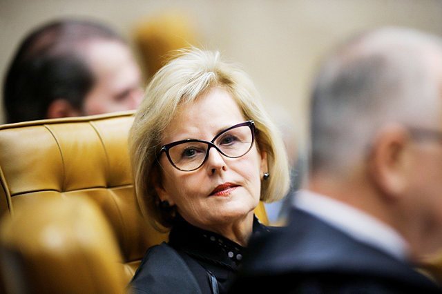 Judge Rosa Weber looks on during a session of the Supreme Court to issue its final decision about the habeas corpus plea for the former Brazil president Luiz Inacio Lula da Silva, in Brasilia