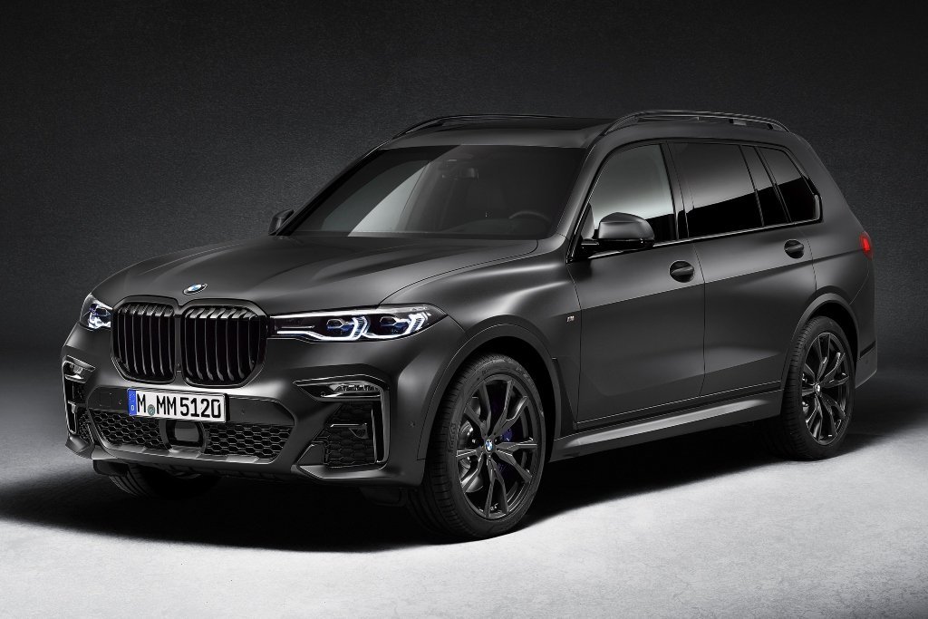 BMW X7 Dark Shadow Edition