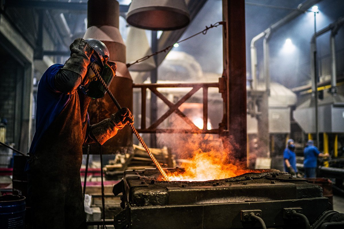 Foto de stock de Trabalho da indústria metalúrgica - forno de aço